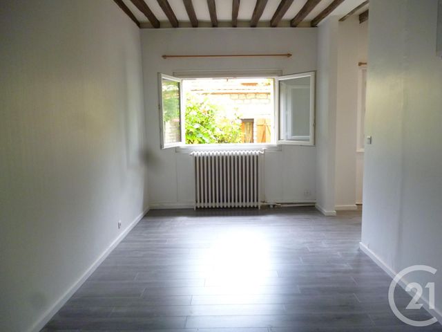 Afficher la photo en grand Appartement F2 à louer - 2 pièces - 37.16 m2 - HERBLAY - 95 - ILE-DE-FRANCE - Century 21 Sinval