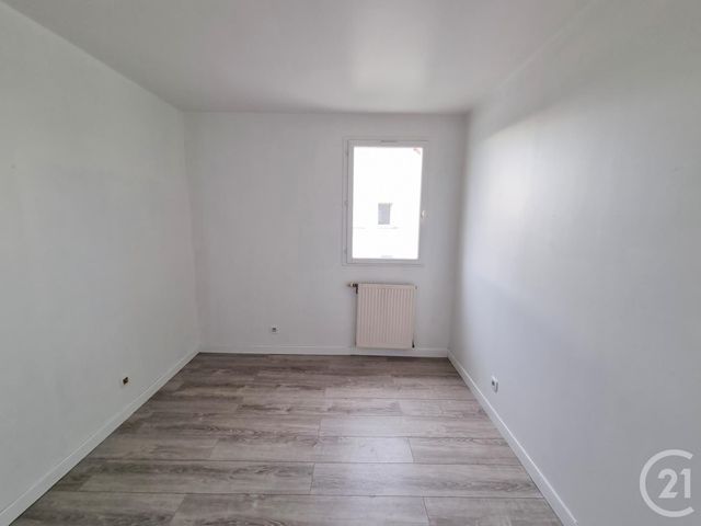 Afficher la photo en grand Appartement F3 à vendre - 3 pièces - 63.96 m2 - HERBLAY - 95 - ILE-DE-FRANCE - Century 21 Sinval