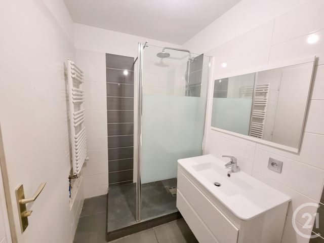 Afficher la photo en grand Appartement F3 à vendre - 3 pièces - 63.96 m2 - HERBLAY - 95 - ILE-DE-FRANCE - Century 21 Sinval