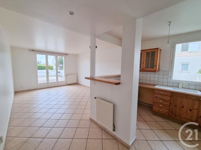 Afficher la photo en grand Appartement F3 à vendre - 3 pièces - 63.96 m2 - HERBLAY - 95 - ILE-DE-FRANCE - Century 21 Sinval
