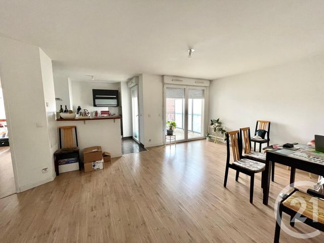 Afficher la photo en grand Appartement F3 à vendre - 3 pièces - 62.9 m2 - HERBLAY - 95 - ILE-DE-FRANCE - Century 21 Sinval