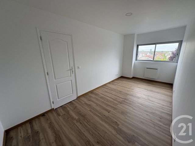 Appartement F2 à louer - 2 pièces - 33.03 m2 - CONFLANS STE HONORINE - 78 - ILE-DE-FRANCE - Century 21 Sinval