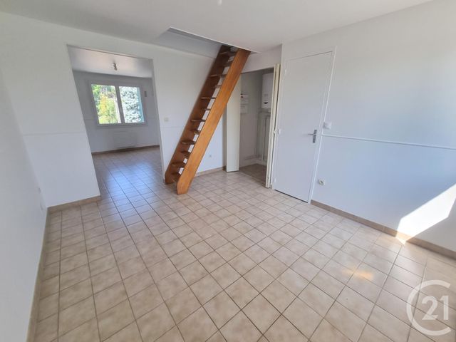 Afficher la photo en grand Appartement F2 à vendre - 2 pièces - 38.25 m2 - HERBLAY SUR SEINE - 95 - ILE-DE-FRANCE - Century 21 Sinval