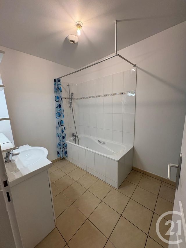 Appartement F2 à louer - 2 pièces - 49.48 m2 - HERBLAY SUR SEINE - 95 - ILE-DE-FRANCE - Century 21 Sinval