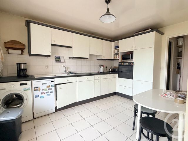 Afficher la photo en grand Appartement F4 à vendre - 4 pièces - 85.6 m2 - HERBLAY SUR SEINE - 95 - ILE-DE-FRANCE - Century 21 Sinval