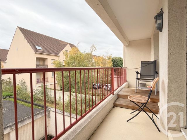 Afficher la photo en grand Appartement F4 à vendre - 4 pièces - 85.6 m2 - HERBLAY SUR SEINE - 95 - ILE-DE-FRANCE - Century 21 Sinval