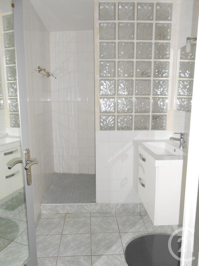 Appartement F2 à louer - 2 pièces - 47.8 m2 - HERBLAY SUR SEINE - 95 - ILE-DE-FRANCE - Century 21 Sinval