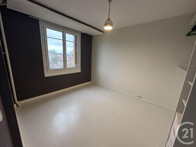 Appartement F2 à louer - 2 pièces - 38.75 m2 - HERBLAY - 95 - ILE-DE-FRANCE - Century 21 Sinval