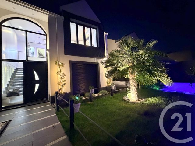 maison à vendre - 10 pièces - 257.46 m2 - MONTIGNY LES CORMEILLES - 95 - ILE-DE-FRANCE - Century 21 Sinval