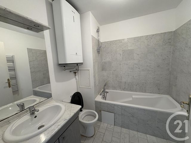 Appartement F2 à louer - 2 pièces - 43.46 m2 - HERBLAY - 95 - ILE-DE-FRANCE - Century 21 Sinval