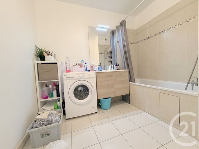 Appartement F3 à vendre - 3 pièces - 57.22 m2 - HERBLAY SUR SEINE - 95 - ILE-DE-FRANCE - Century 21 Sinval