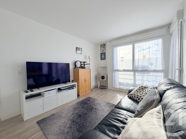 Appartement F3 à vendre - 3 pièces - 57.22 m2 - HERBLAY SUR SEINE - 95 - ILE-DE-FRANCE - Century 21 Sinval