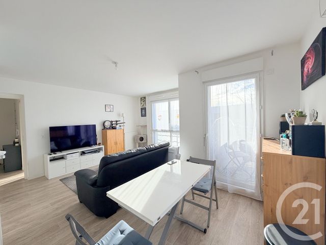 Appartement F3 à vendre - 3 pièces - 57.22 m2 - HERBLAY SUR SEINE - 95 - ILE-DE-FRANCE - Century 21 Sinval