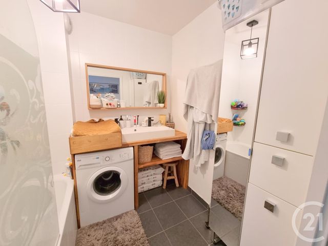 Appartement F3 à vendre - 3 pièces - 62.22 m2 - HERBLAY SUR SEINE - 95 - ILE-DE-FRANCE - Century 21 Sinval