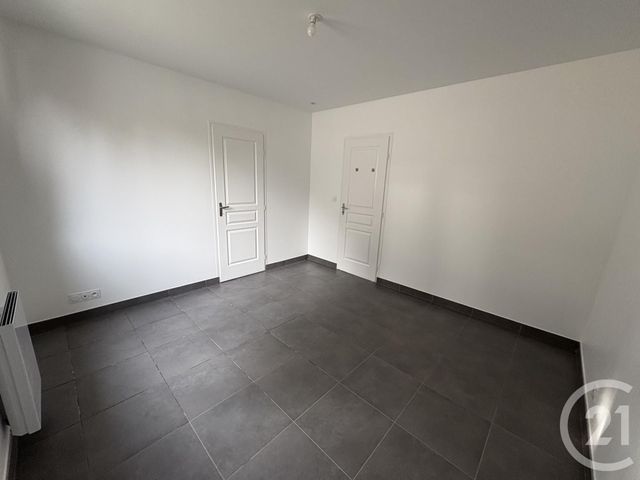 Appartement F2 à louer - 2 pièces - 41.1 m2 - HERBLAY SUR SEINE - 95 - ILE-DE-FRANCE - Century 21 Sinval