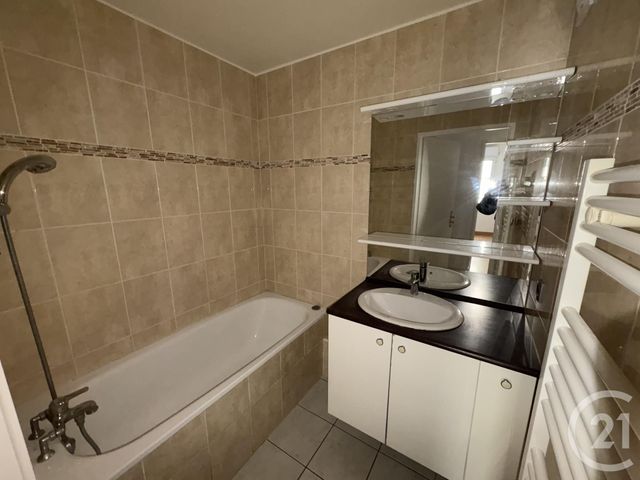 Appartement F2 à louer - 2 pièces - 50.77 m2 - HERBLAY - 95 - ILE-DE-FRANCE - Century 21 Sinval