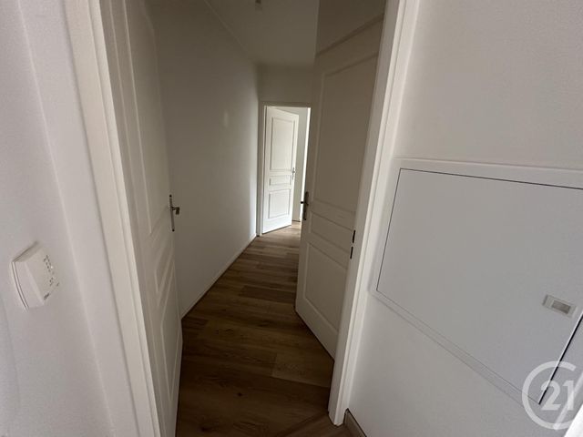 Appartement F2 à louer - 2 pièces - 43.2 m2 - HERBLAY - 95 - ILE-DE-FRANCE - Century 21 Sinval