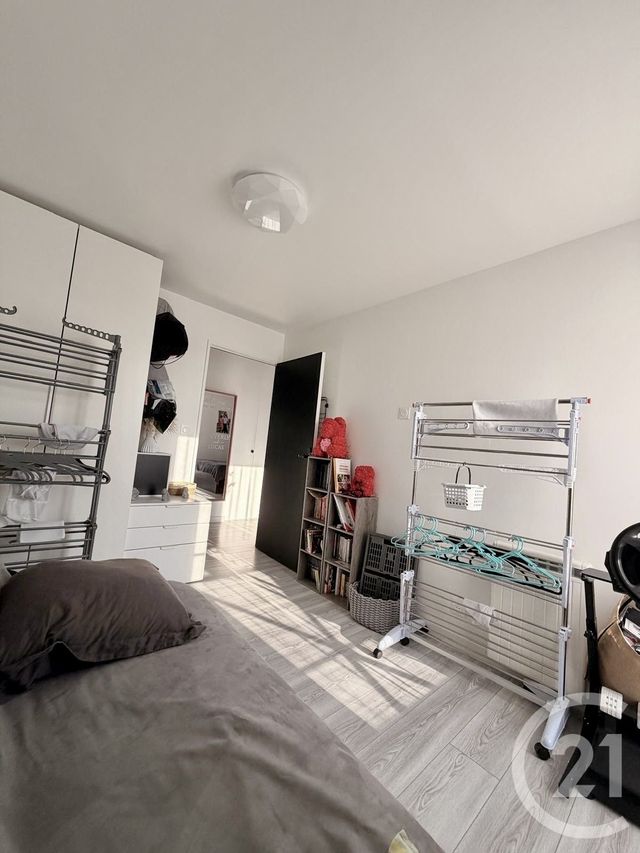 Appartement à vendre - 3 pièces - 66.53 m2 - CORMEILLES EN PARISIS - 95 - ILE-DE-FRANCE - Century 21 Sinval