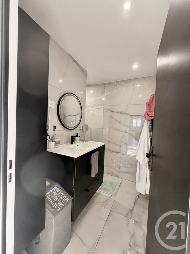 Appartement à vendre - 3 pièces - 66.53 m2 - CORMEILLES EN PARISIS - 95 - ILE-DE-FRANCE - Century 21 Sinval
