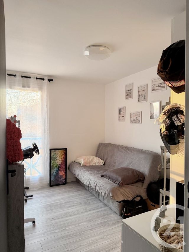 Appartement à vendre - 3 pièces - 66.53 m2 - CORMEILLES EN PARISIS - 95 - ILE-DE-FRANCE - Century 21 Sinval