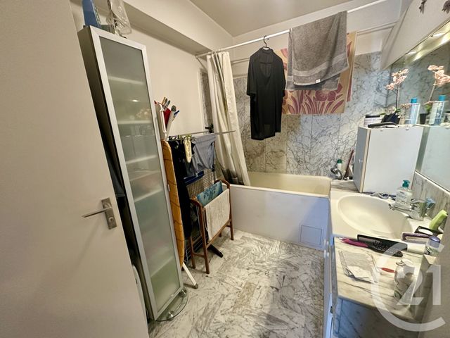 Appartement à vendre - 2 pièces - 42.7 m2 - EPINAY SUR SEINE - 93 - ILE-DE-FRANCE - Century 21 Sinval