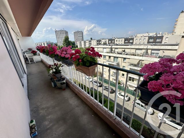 Appartement à vendre - 2 pièces - 42.7 m2 - EPINAY SUR SEINE - 93 - ILE-DE-FRANCE - Century 21 Sinval