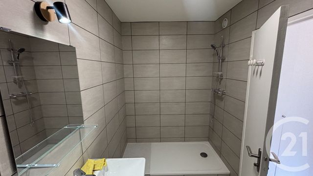 Appartement T3 à vendre - 3 pièces - 62.77 m2 - FRANCONVILLE LA GARENNE - 95 - ILE-DE-FRANCE - Century 21 Sinval