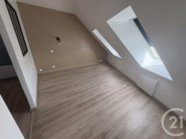 Appartement F1 à louer - 1 pièce - 25.48 m2 - HERBLAY - 95 - ILE-DE-FRANCE - Century 21 Sinval