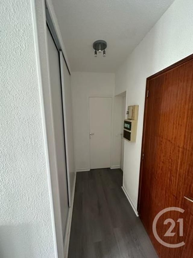 Appartement F2 à louer - 2 pièces - 42.75 m2 - HERBLAY SUR SEINE - 95 - ILE-DE-FRANCE - Century 21 Sinval