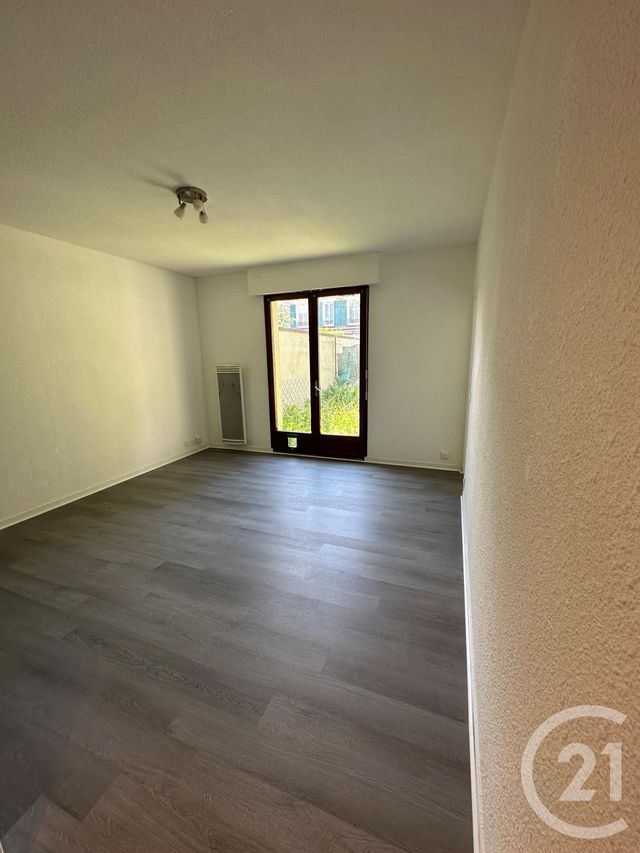 Appartement F2 à louer - 2 pièces - 42.75 m2 - HERBLAY SUR SEINE - 95 - ILE-DE-FRANCE - Century 21 Sinval