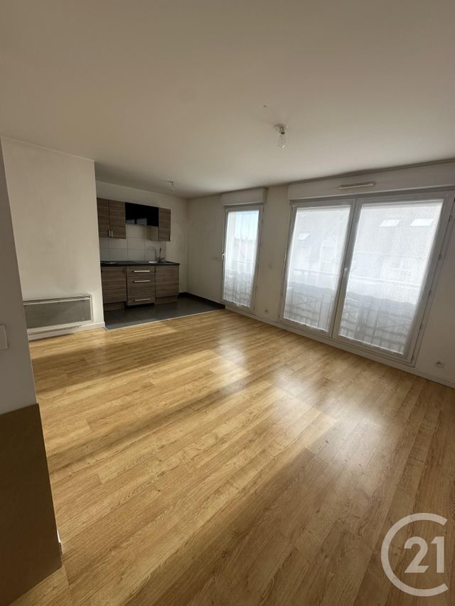 Appartement F2 à louer - 2 pièces - 41.67 m2 - HERBLAY - 95 - ILE-DE-FRANCE - Century 21 Sinval