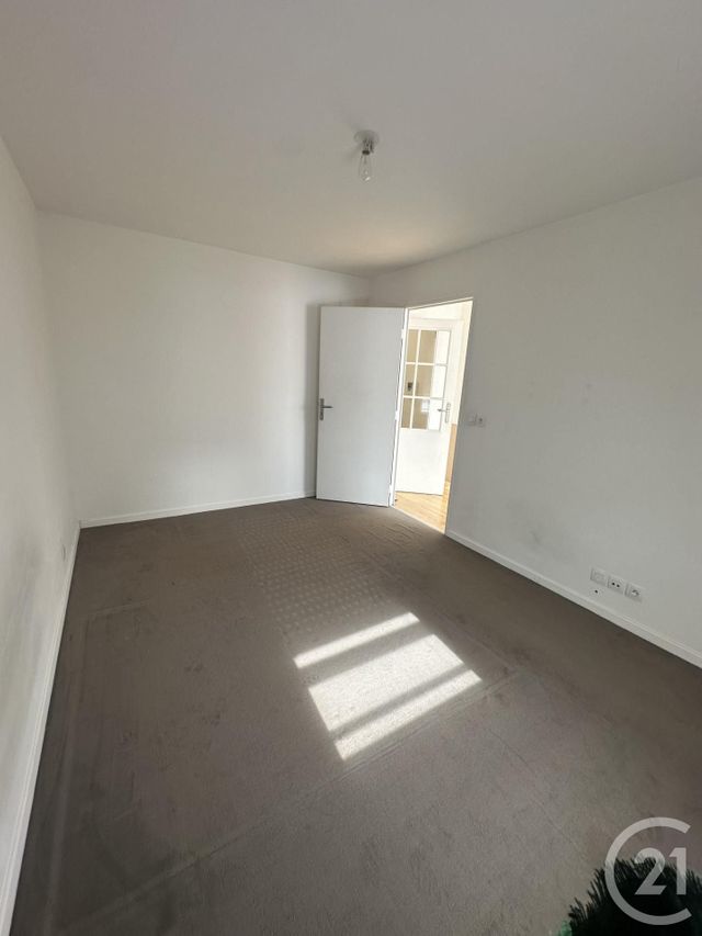Appartement F2 à louer - 2 pièces - 41.67 m2 - HERBLAY - 95 - ILE-DE-FRANCE - Century 21 Sinval