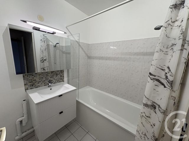 Appartement à louer - 2 pièces - 45.9 m2 - HERBLAY - 95 - ILE-DE-FRANCE - Century 21 Sinval