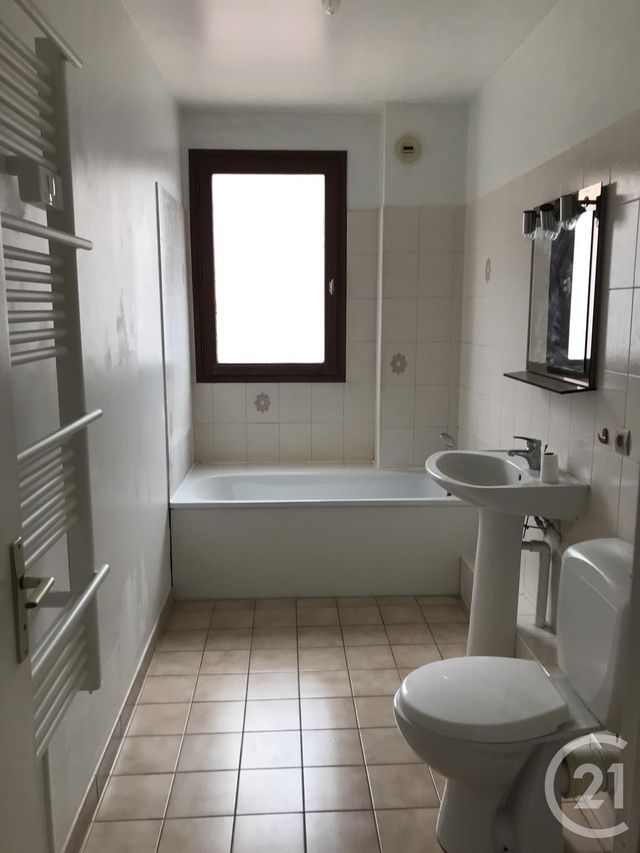 Appartement F2 à louer - 2 pièces - 55.13 m2 - HERBLAY SUR SEINE - 95 - ILE-DE-FRANCE - Century 21 Sinval